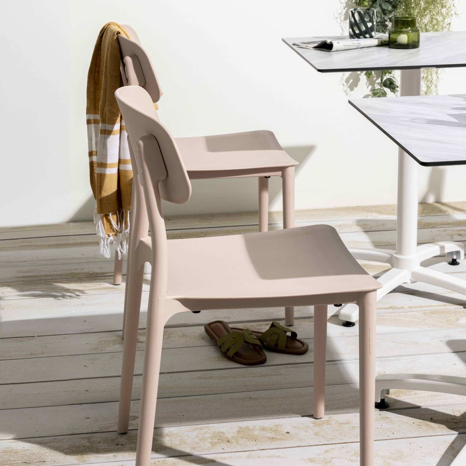 Chaises de restaurant en plastique - Lot de 2