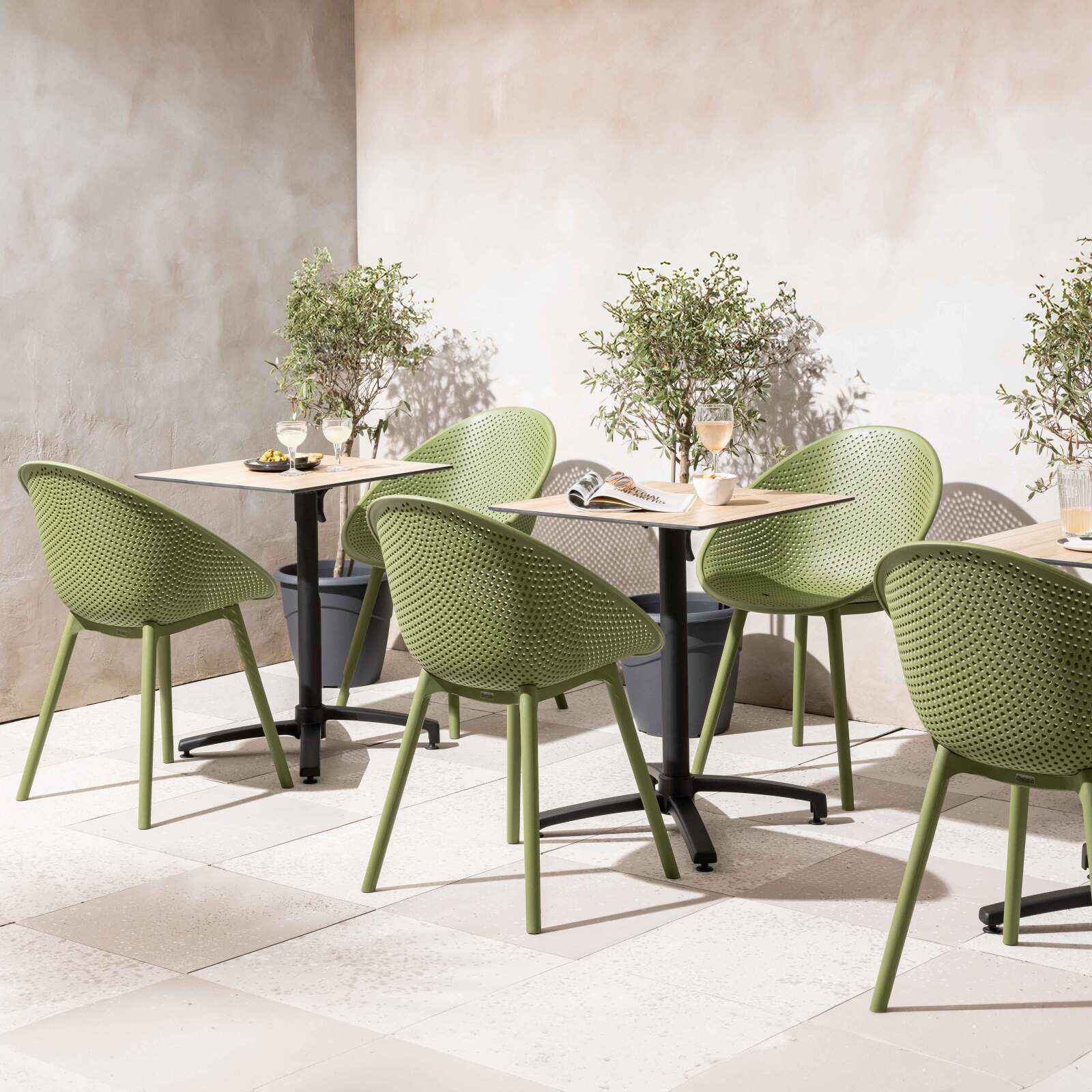 Chaises de restaurant en plastique - Lot de 4