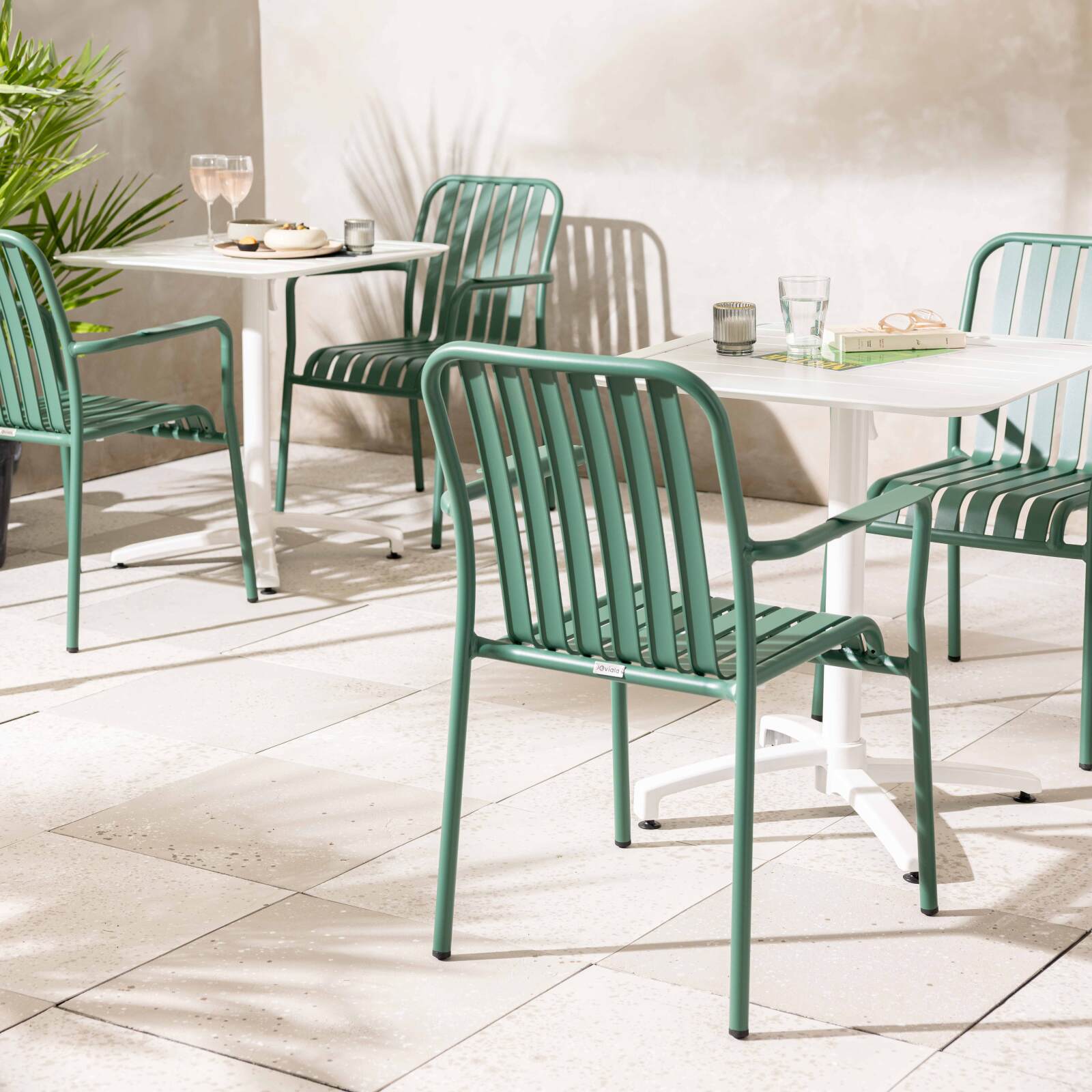 Chaise de terrasse de restaurant en aluminium avec accoudoirs