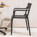 Chaise de terrasse de restaurant en plastique avec accoudoirs