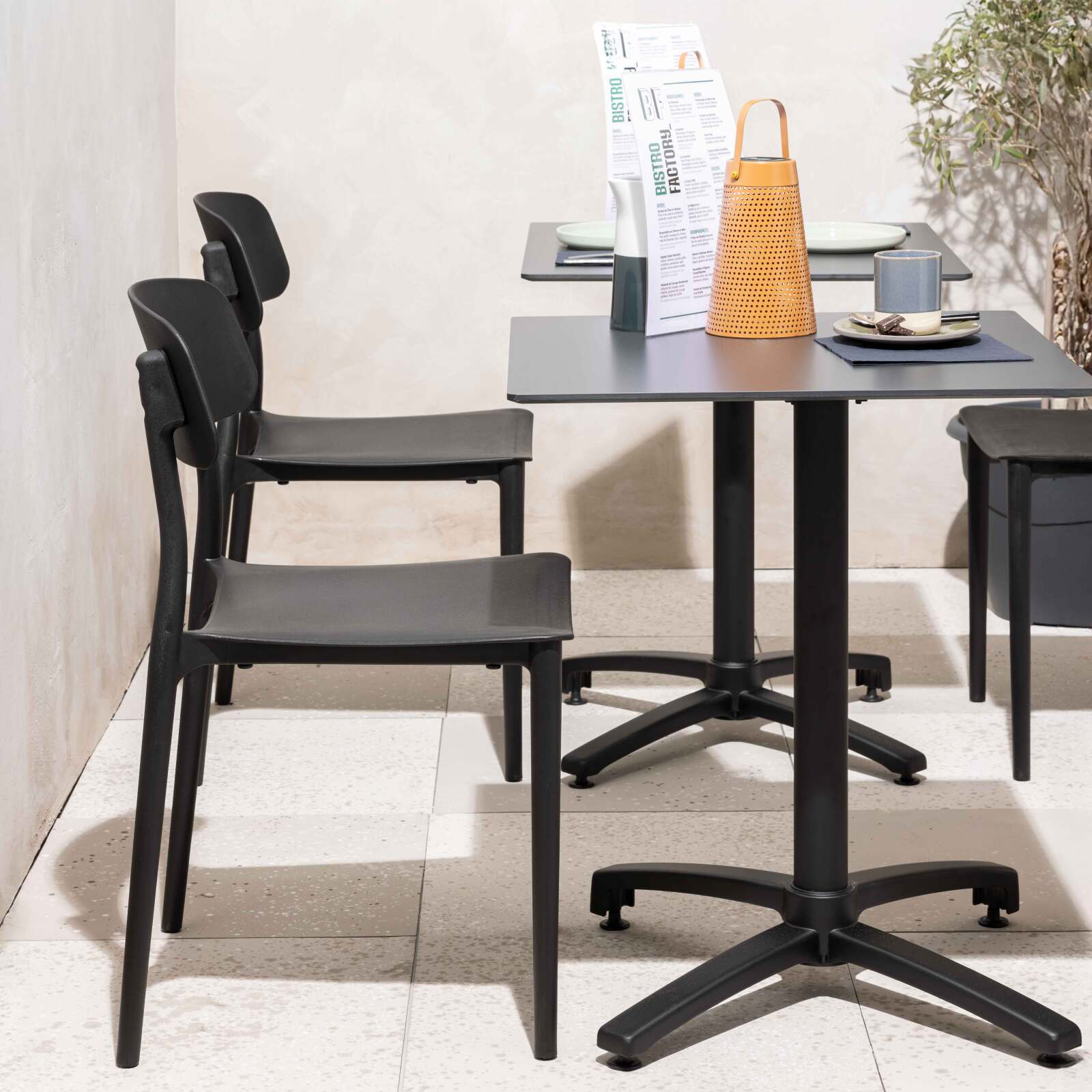 Chaises de restaurant en plastique - Lot de 2