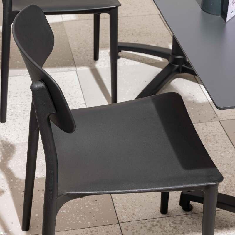 Chaises de restaurant en plastique - Lot de 2