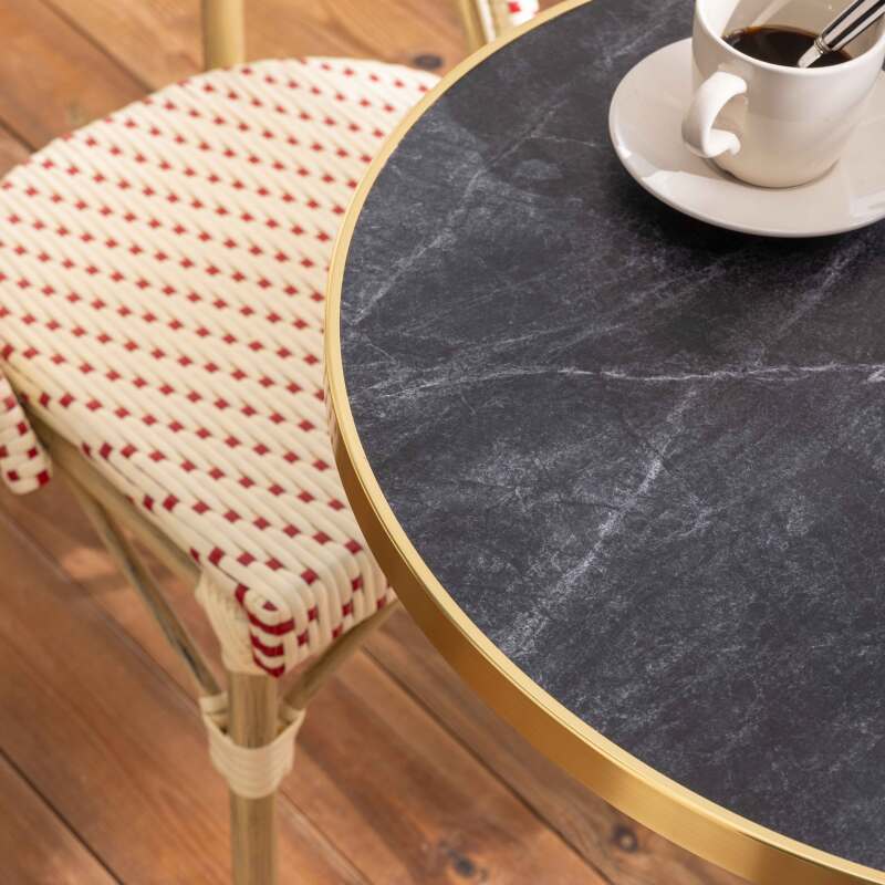 Table de terrasse ⌀60 cm inclinable stratifiée et 2 chaises style bistrot en aluminium et rotin synthétique (2/8)