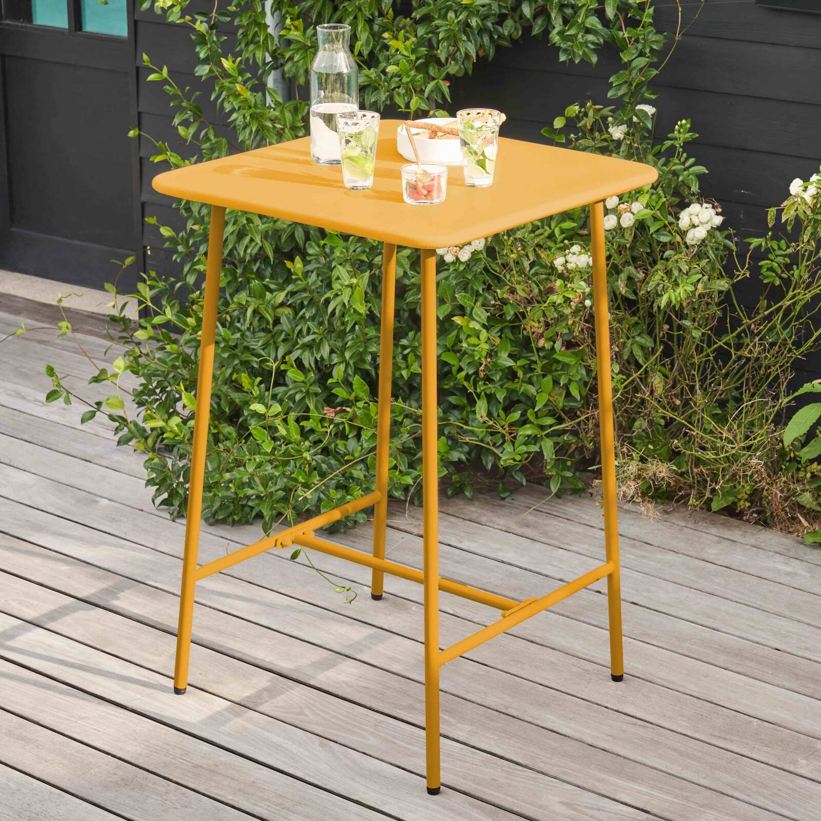 Table de restaurant haute carrée en métal (70 cm) - 4 places