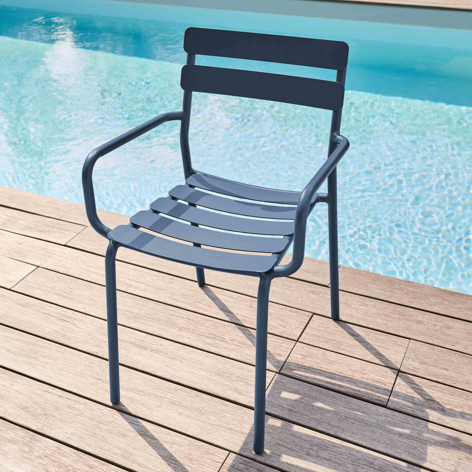 Chaise de terrasse de restaurant en aluminium avec accoudoirs