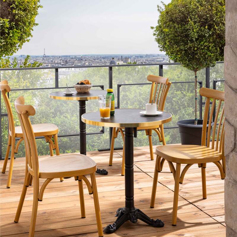 Chaise de restaurant ajourée en aluminium (2/7)