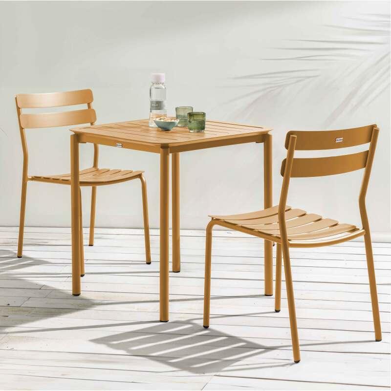 Table de terrasse carrée 70 x 70 cm et 2 chaises en aluminium
