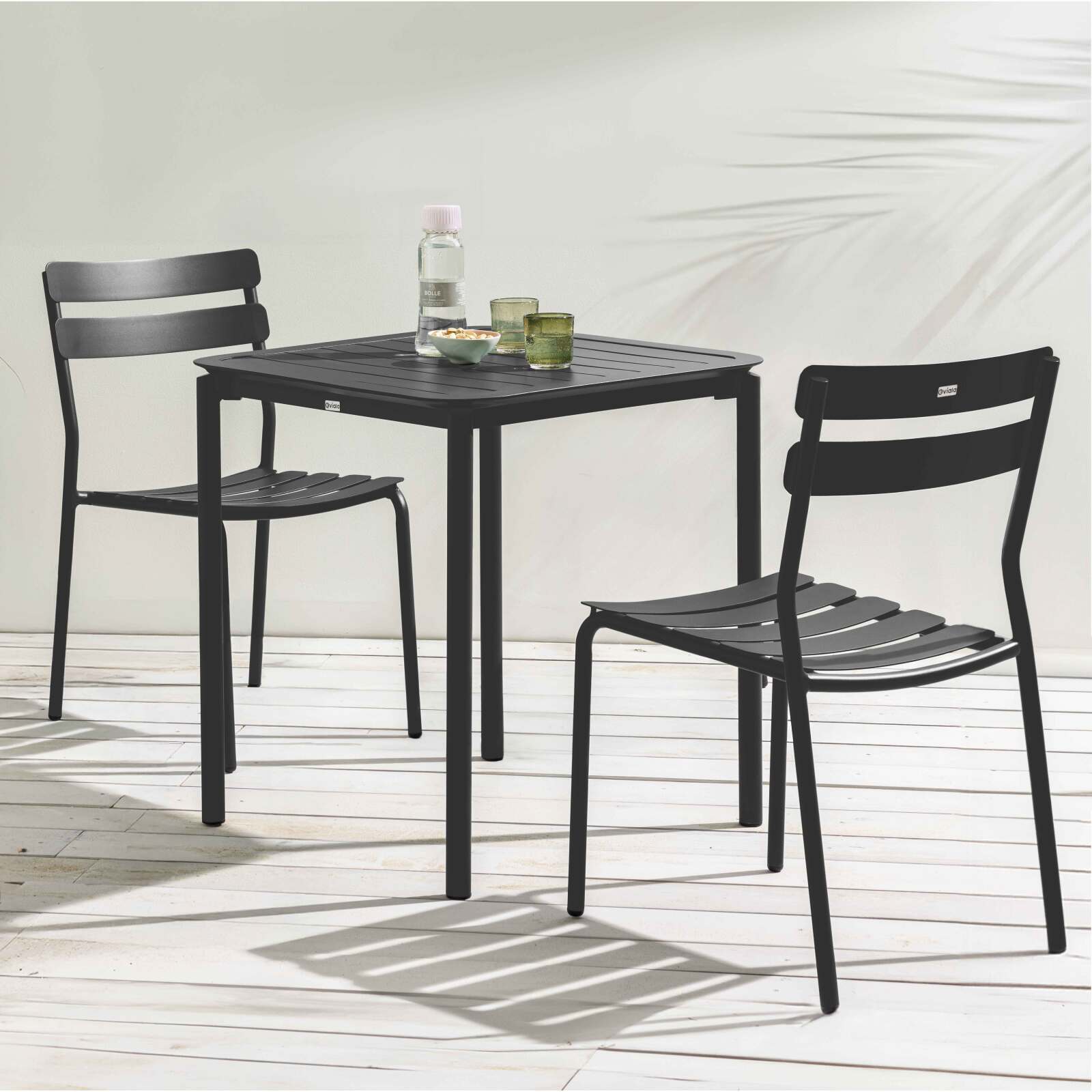 Table de terrasse carrée 70 x 70 cm et 2 chaises en aluminium
