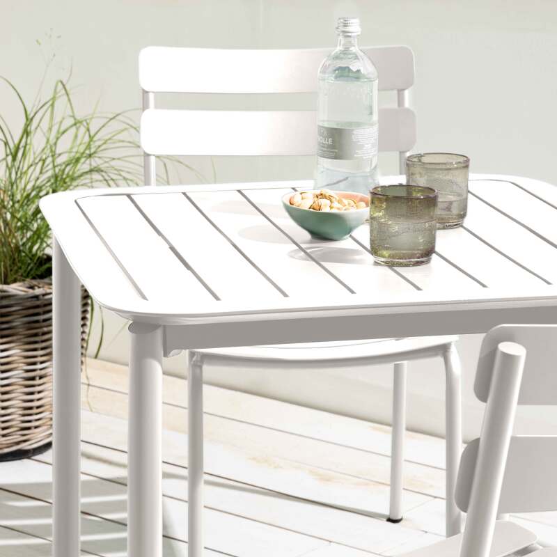 Table de terrasse carrée 70 x 70 cm et 4 chaises en aluminium (2/7)