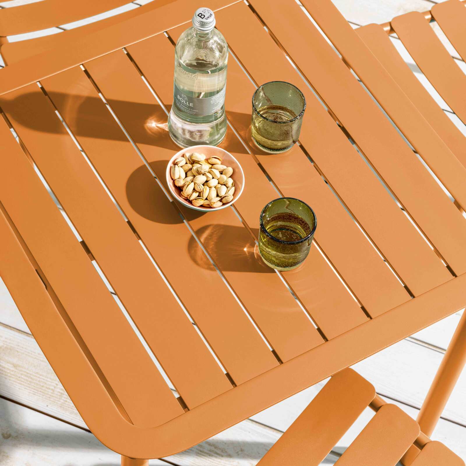 Table de terrasse carrée 70 x 70 cm et 2 chaises en aluminium