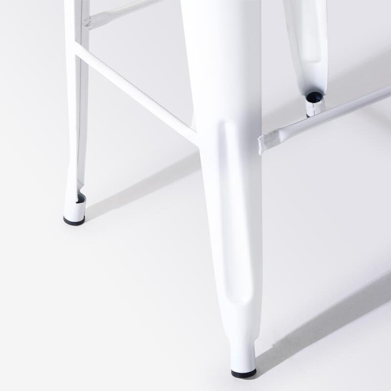 Lot de 4 tabourets de bar en acier mat et bois (5/6)