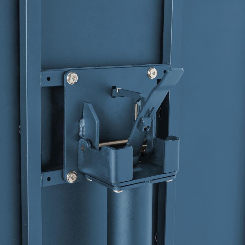 Table de terrasse bistrot carrée inclinable en métal 70x70 cm et 2 chaises (6/9)