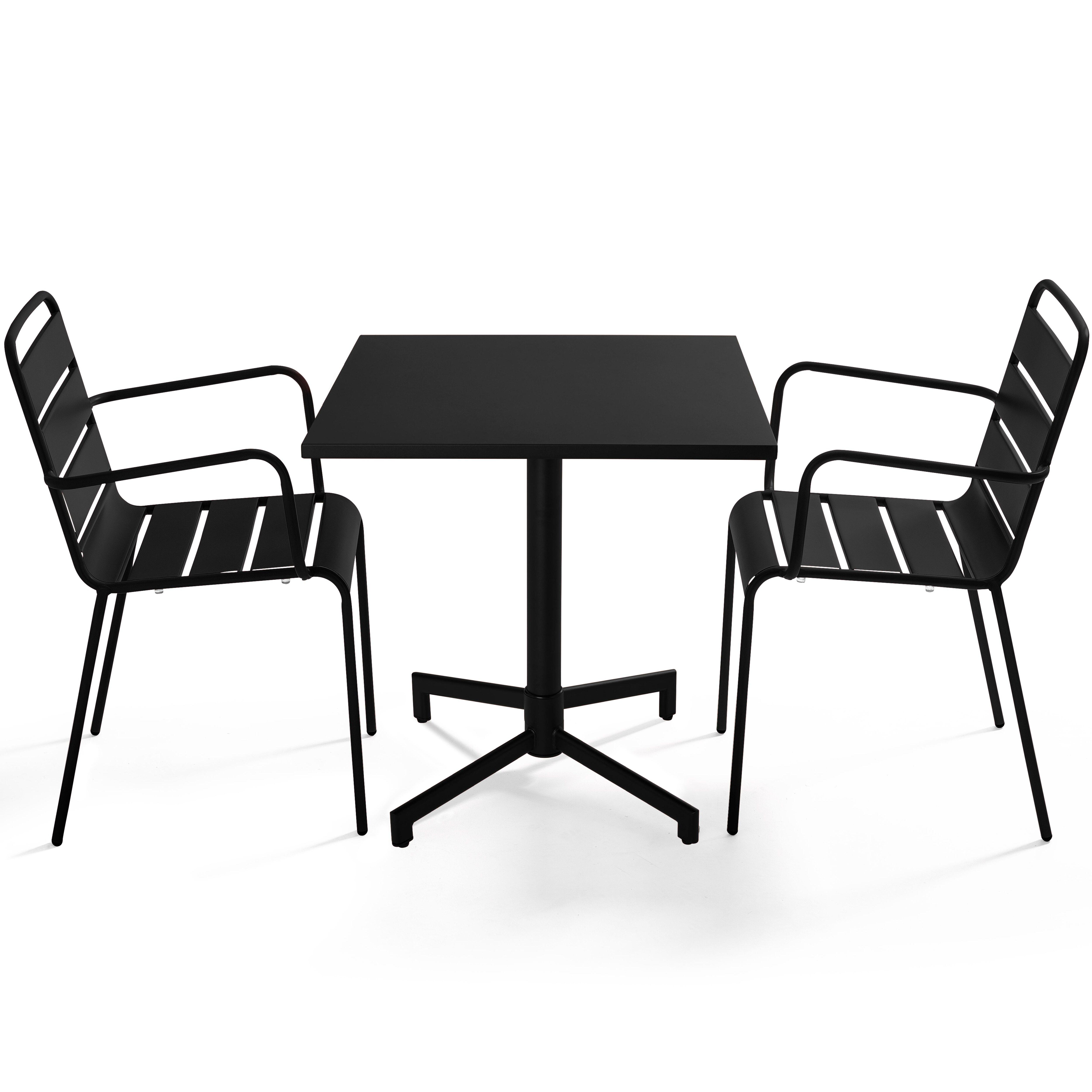 Table de terrasse de restaurant bistrot carrée inclinable en métal avec pied encastrable 70x70 cm et 2 chaises avec accoudoirs
