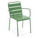 Table de terrasse de restaurant bistrot carrée inclinable en métal avec pied encastrable 70x70 cm et 2 chaises avec accoudoirs