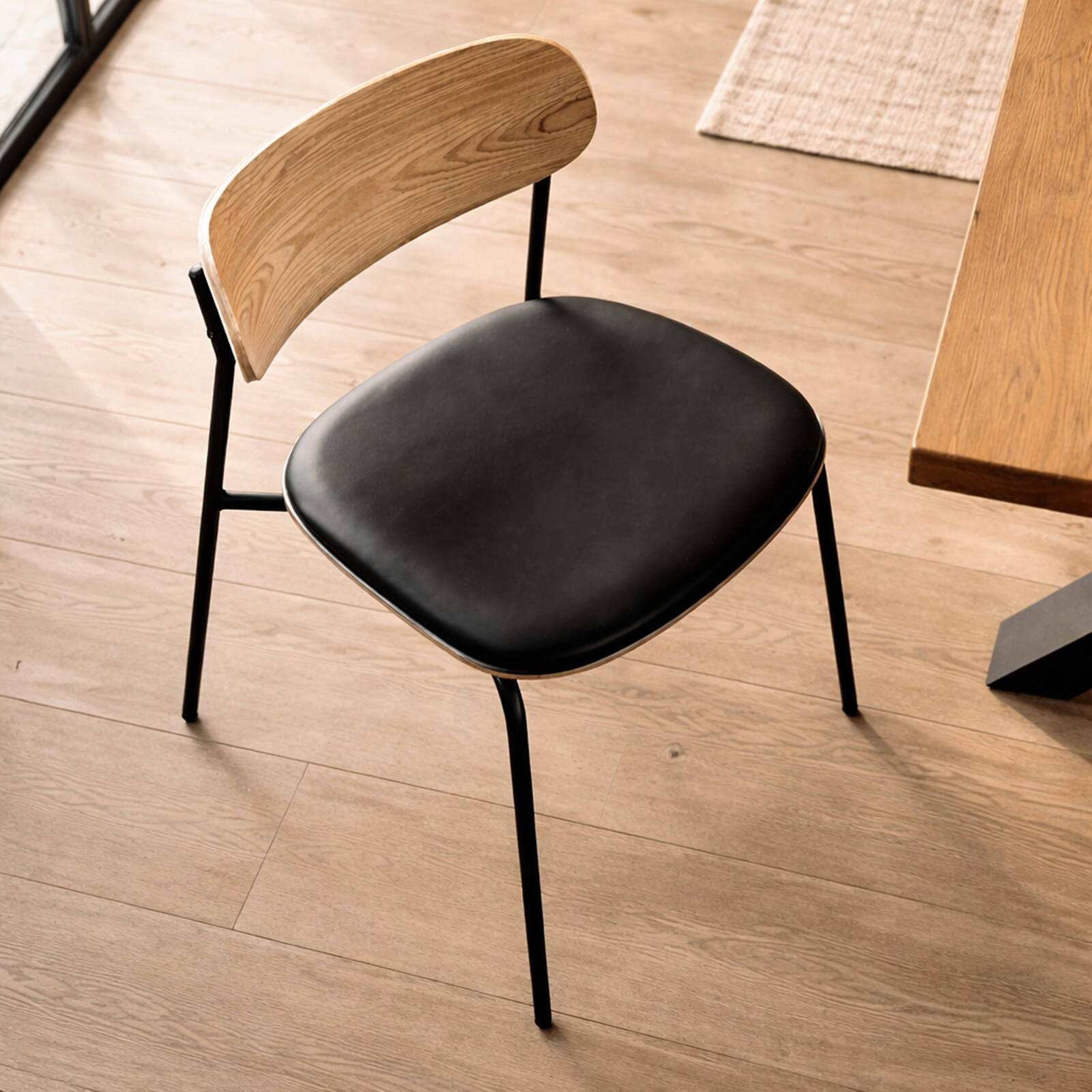 Chaises de restaurant effet cuir en bois et métal - Lot de 2