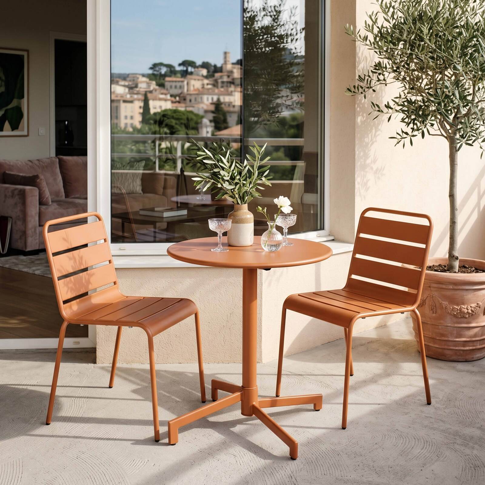 Table de terrasse de restaurant bistrot ronde inclinable en métal avec pied encastrable 70x70 cm et 2 chaises
