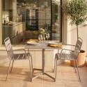Table de terrasse de restaurant bistrot carrée inclinable en métal avec pied encastrable 70x70 cm et 2 chaises avec accoudoirs