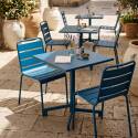 Table de terrasse de restaurant bistrot carré inclinable en métal avec pied encastrable 70x70 cm et 2 chaises