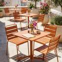 Table de terrasse de restaurant bistrot carré inclinable en métal avec pied encastrable 70x70 cm et 2 chaises