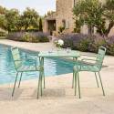 Table de terrasse bistrot carrée en métal 70x70 cm et 2 chaises avec accoudoirs