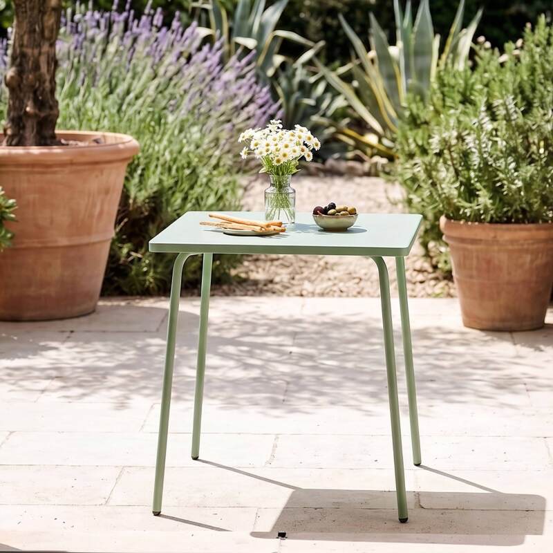 Table de restaurant carré en métal 2 à 4 personnes 70x70 cm