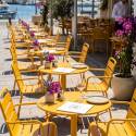 Table de terrasse bistrot ronde inclinable en métal avec pied encastrable 70x70 cm et 2 chaises avec accoudoirs