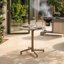 Table de terrasse bistrot ronde inclinable en métal avec pied encastrable 70x70 cm et 2 chaises avec accoudoirs