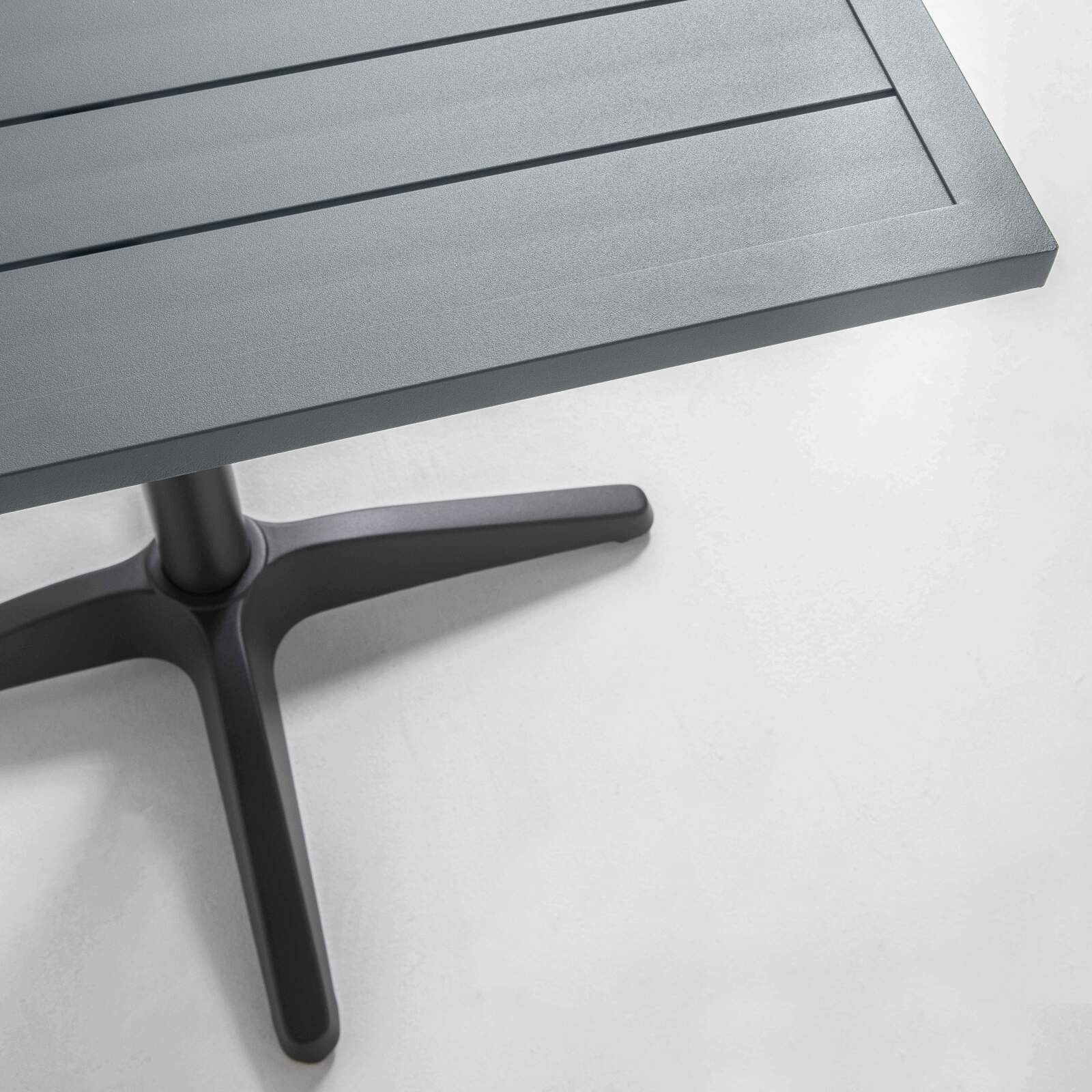 Plateau de table carré en aluminium 70x70 cm pour pied Klipo